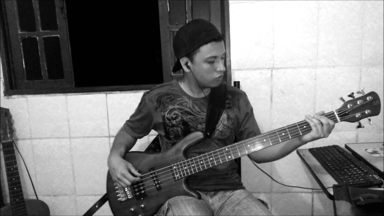 King of the World/drag him to the roof (Toto) - Bass Cover