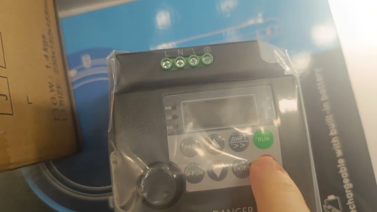 Перетворювач частоти vfd CV 100 5,5 кВт 220 to 380