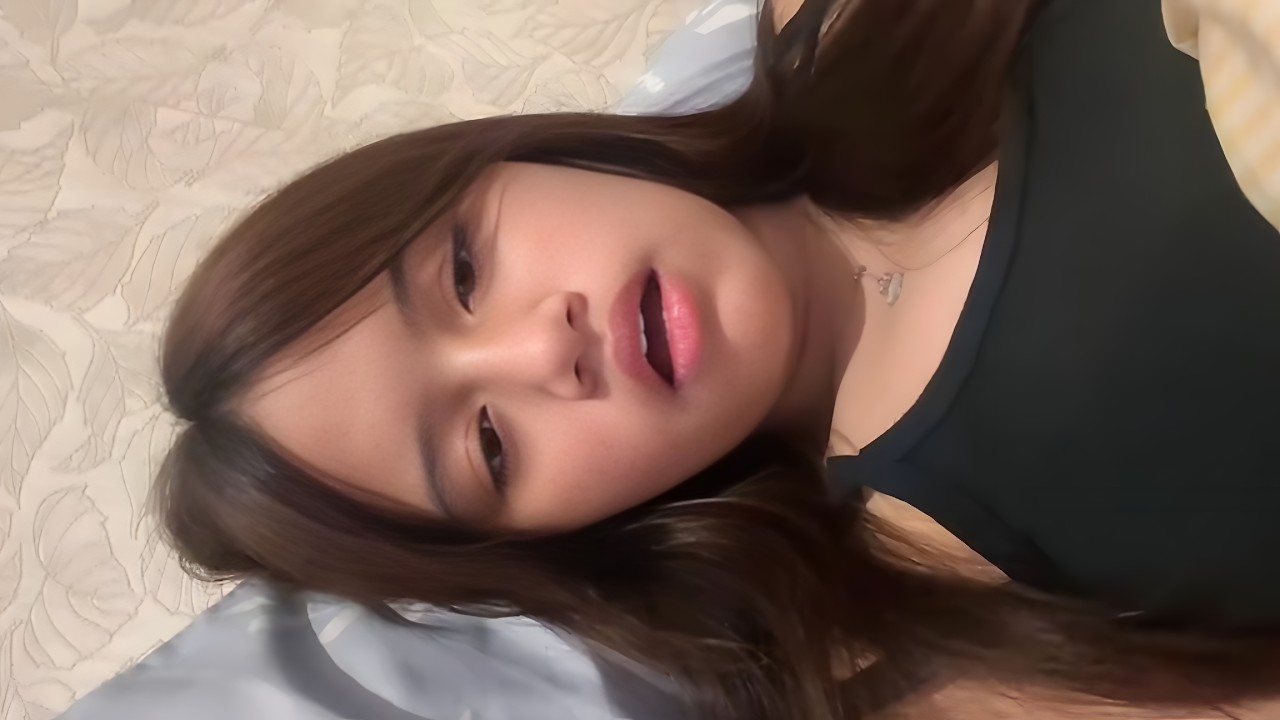 AW AW SAMPAI LEMAS DISAAT MAMA PAPA GAK DI RUMAH