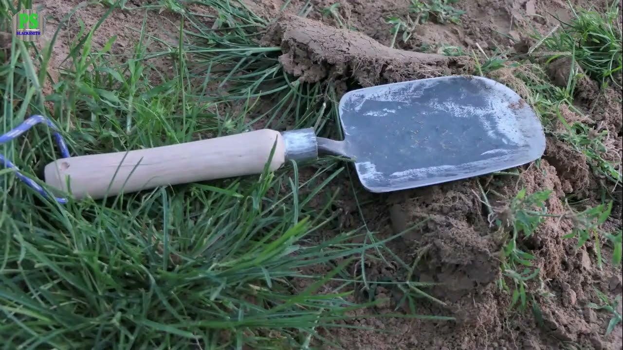 HOW TO MAKE A NICE TRENCHER FROM THICK TRACTOR DISC PLOUGH USING A LIMITED TOOLS