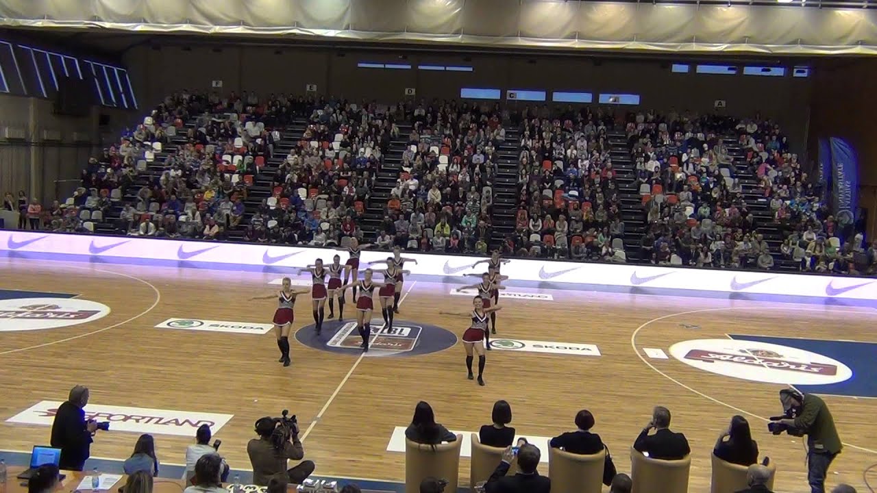 LU Karsējmeitenes Zvaigžņu spēle 2013