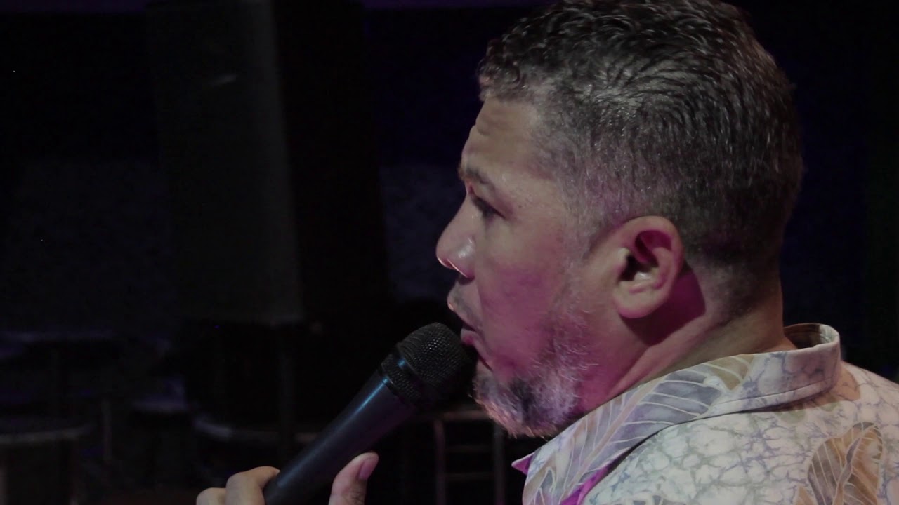 Eddy Rafael -  Se volvió  loco por ella (Live session)