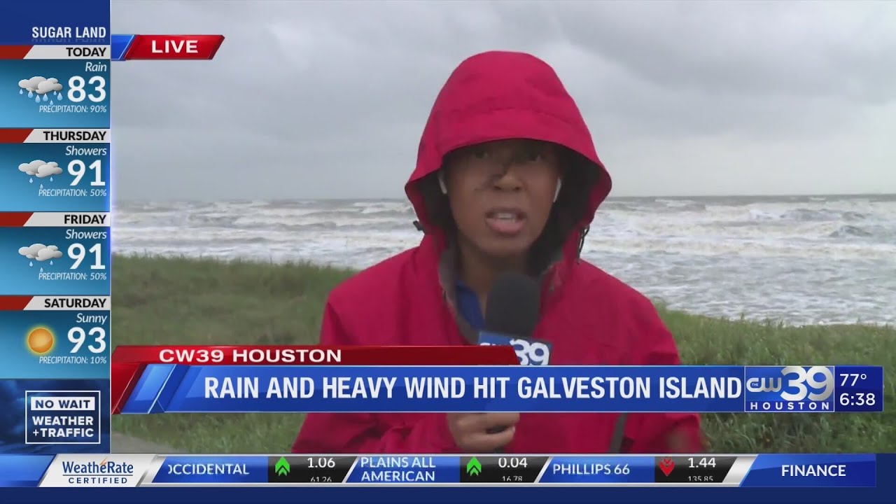 Kara LIVE in high winds | CW39 Houston