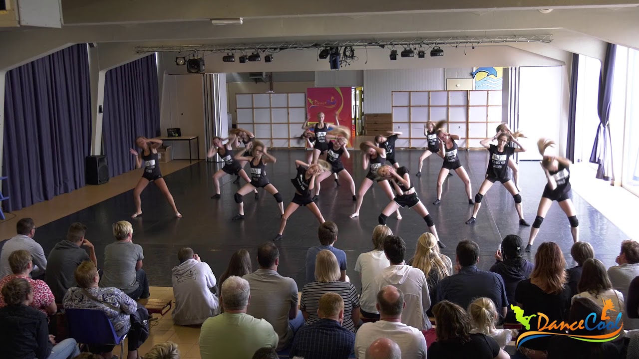 Groepsdans - Tommy Gryson - Modern & jazz danskamp 2017