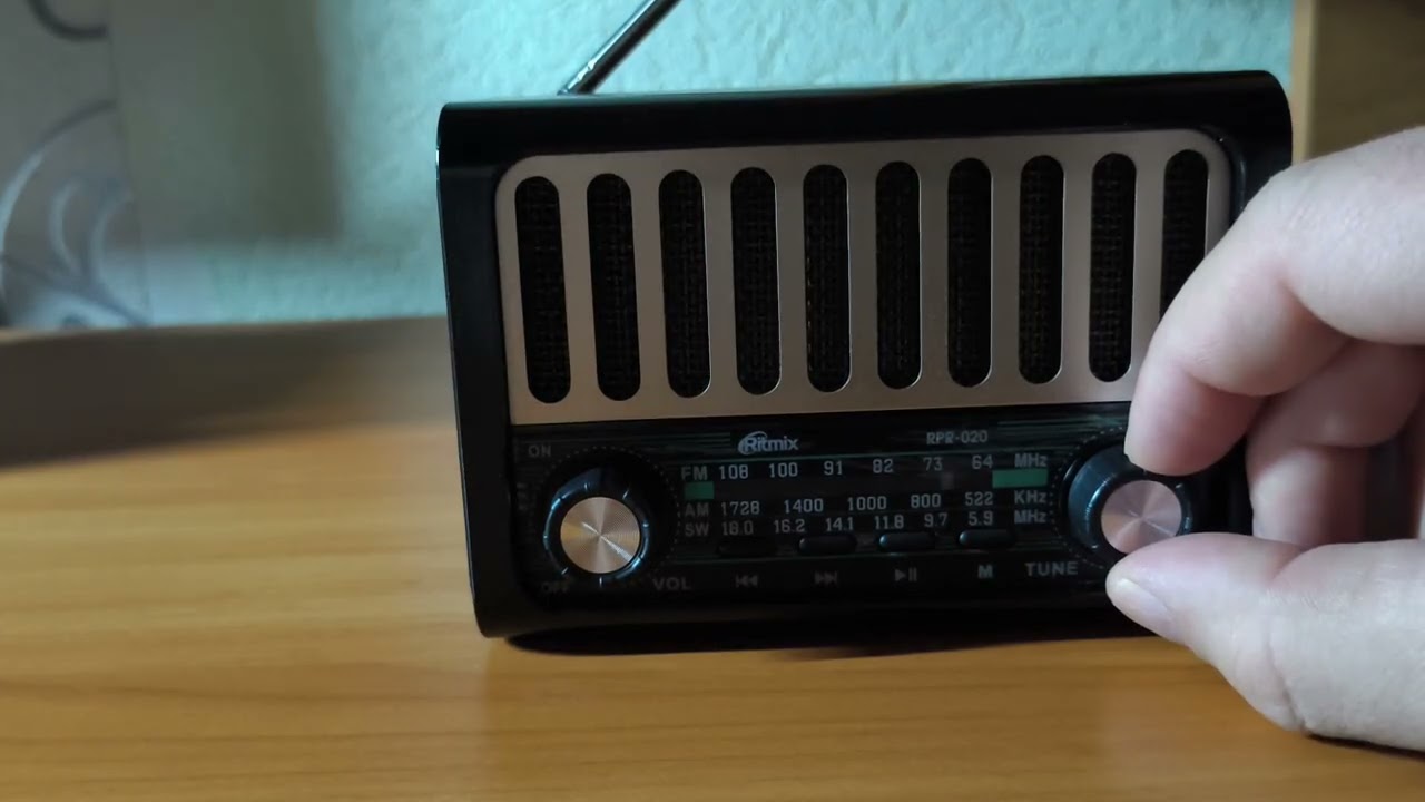 Радиоприёмник Ritmix RPR-020.Очередная китайская игрушенция.