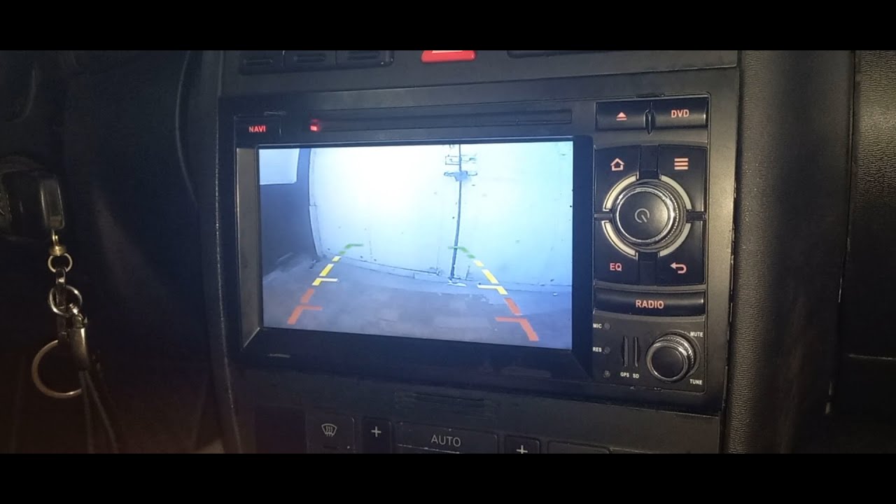 Instalación de cámara de marcha atrás en audi a3 8l.