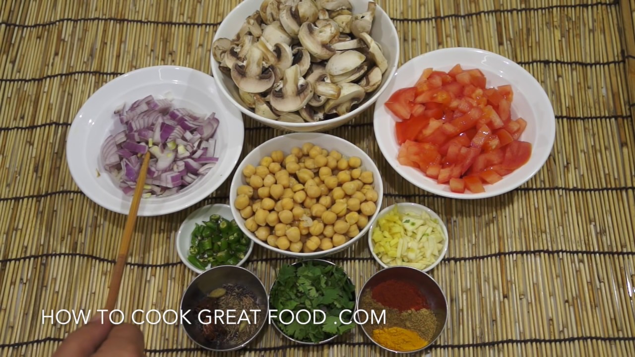 ★ Vegan Mushroom Chickpea Curry - Indian Masala