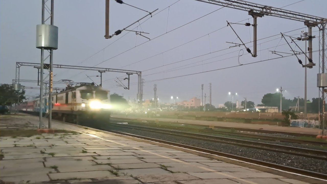 Night train vibes...!