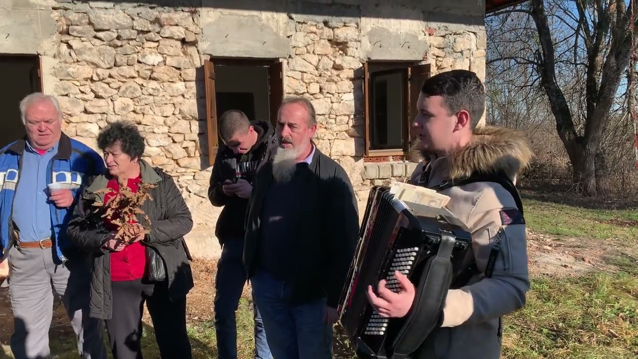 BADNJI DAN U DABRU - PJESMA UZ HARMONIKU -JESI LI SE MOJ ZEMLJACE