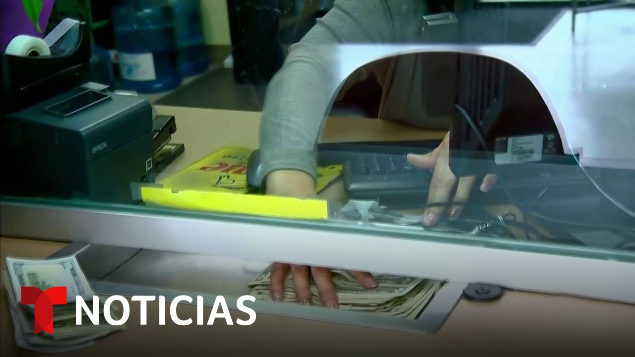 Política migratoria de Trump afecta las remesas de mexicanos a sus familias | Noticias Telemundo