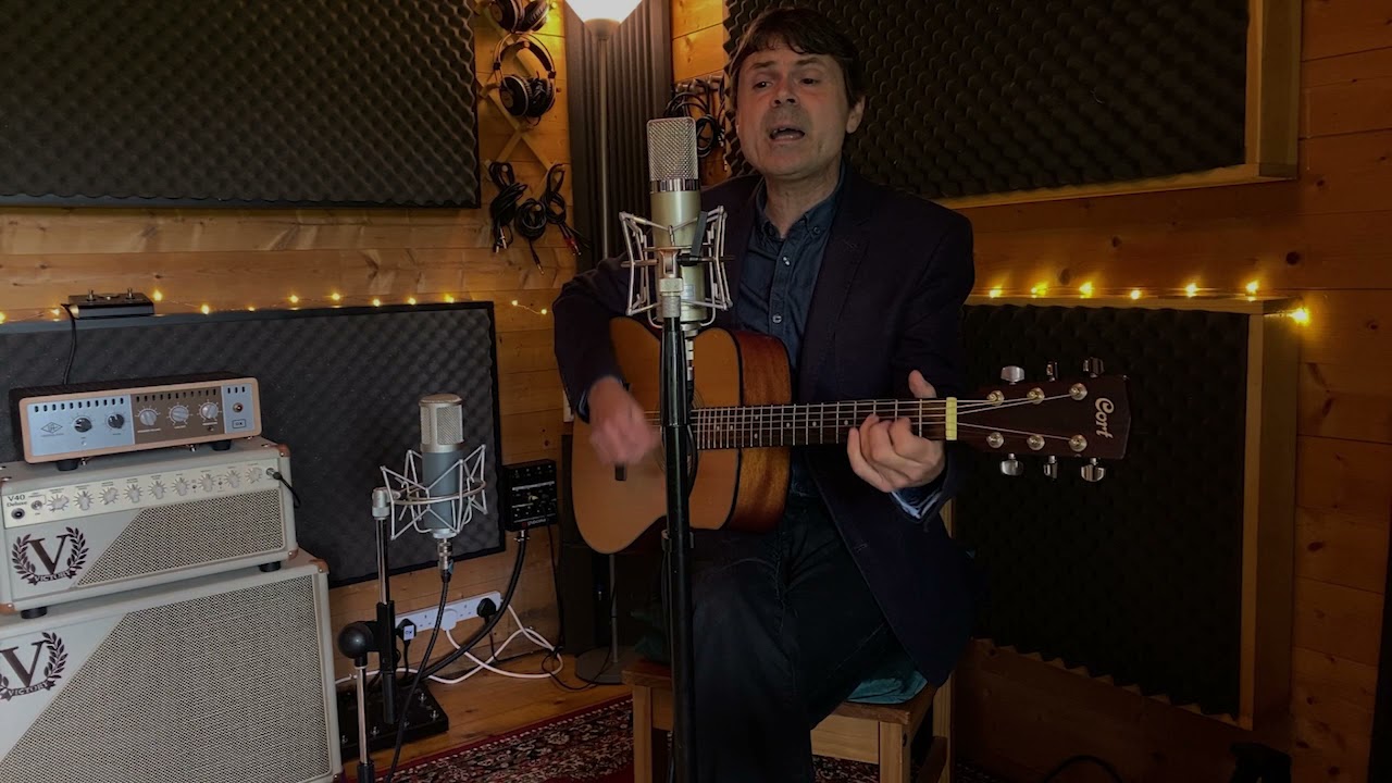 Acousticana performing Budapest by George Ezra - AliveNetwork.com