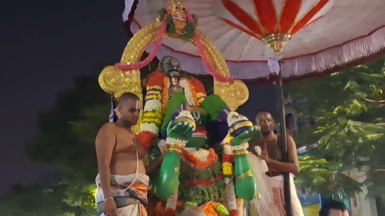 14.03.2026 ப்ரம்மோத்ஸவம் அனுமந்த வாஹன  சொ.வ.செ. யதோத்தகாரி பெருமாள் புறப்பாடு. காஞ்சி. பால.கேசவன்.