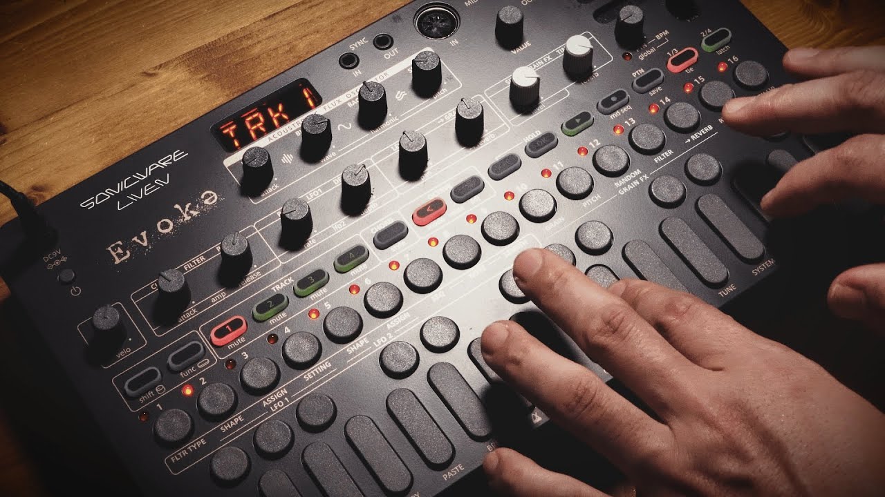 SONICWARE LIVEN Evoke – Epic Cinematic Deep Ambient with Orchestral Textures (Only 4 Tracks Used)