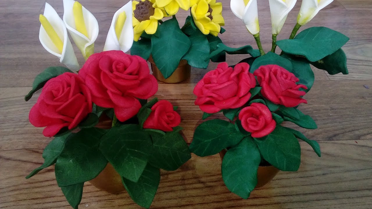 Lembrancinha  de eva  IMÃ DE GELADEIRA  MINI VASO  ROSAS DE E.V.A. LEGAL PARA DIA DAS MÃES