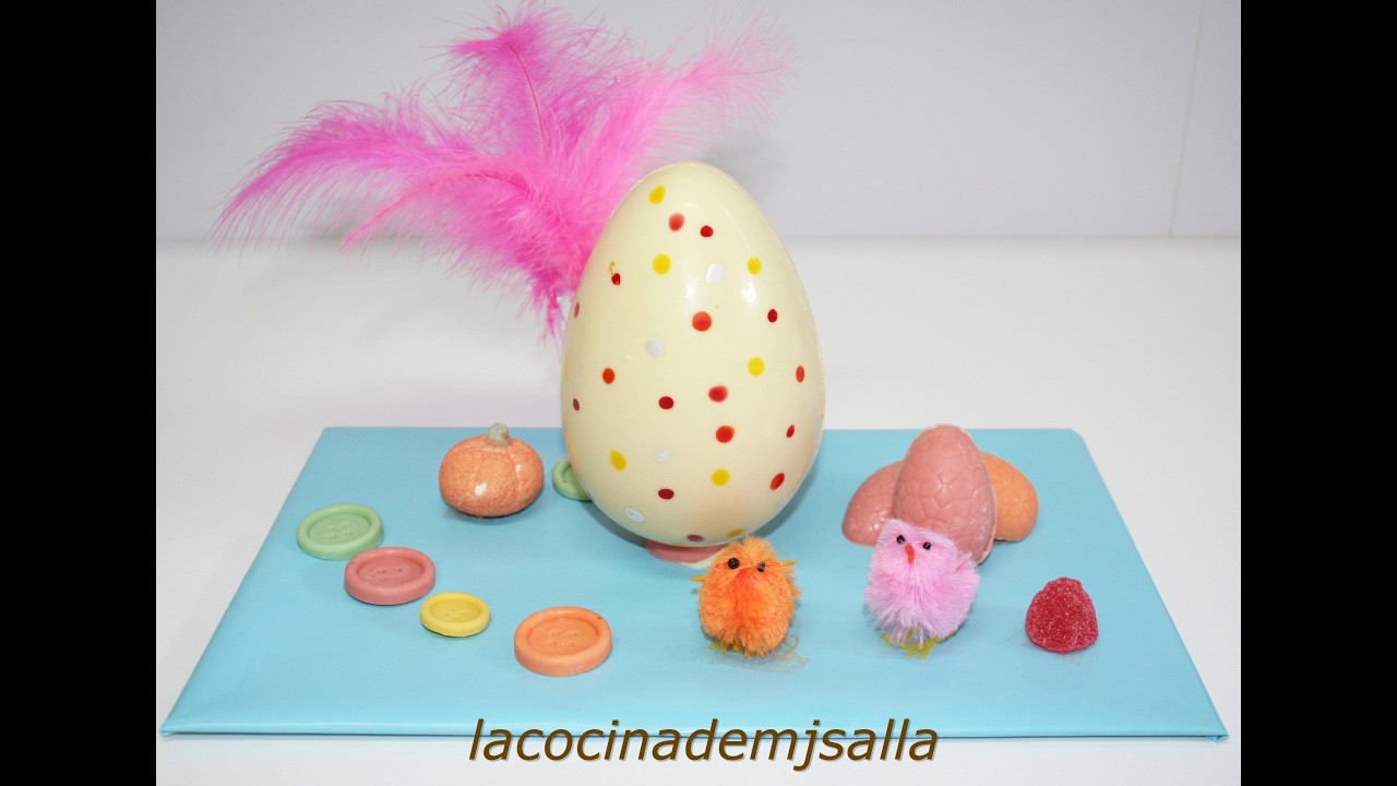 HUEVOS Y FIGURAS DE CHOCOLATE BLANCO