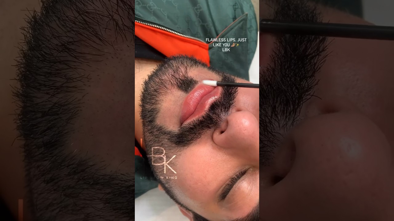 A perfect example of a men&rsquo;s lip blush tattoo. 👑 #lipblushtattoo #liptattoo #mensbeard