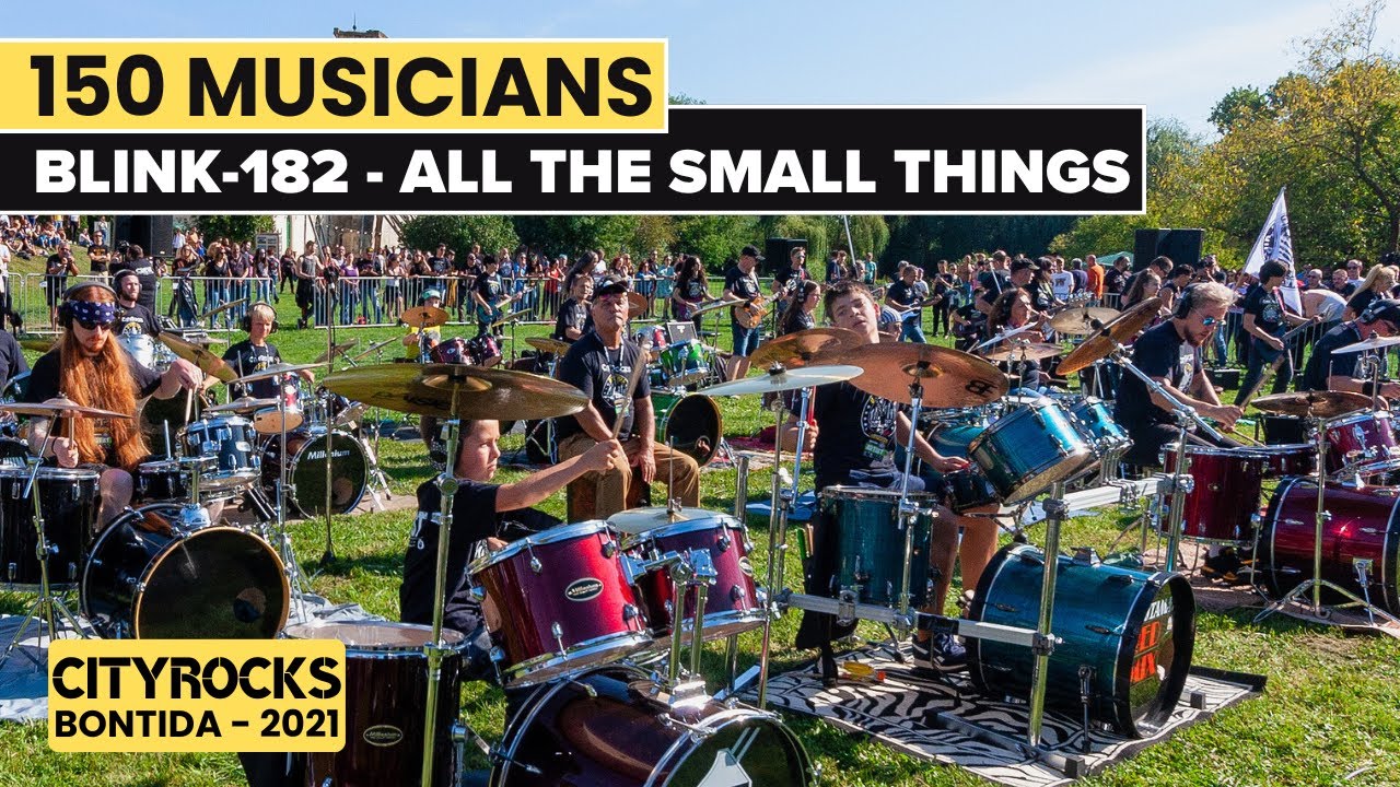 All the small things (BLINK-182) - 150 musicians @CITYROCKS (The biggest rock flashmob in Romania)