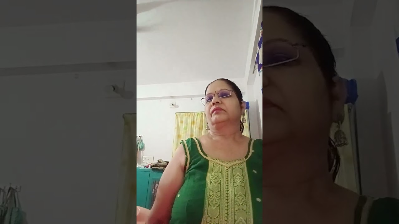 Tu mhuje jaan se bhi pyara hai.hindi song . Usha uthup & Bappi lehri.