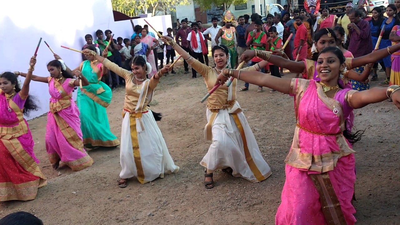 Kuzasai Sri Mutharamman thasara 2016