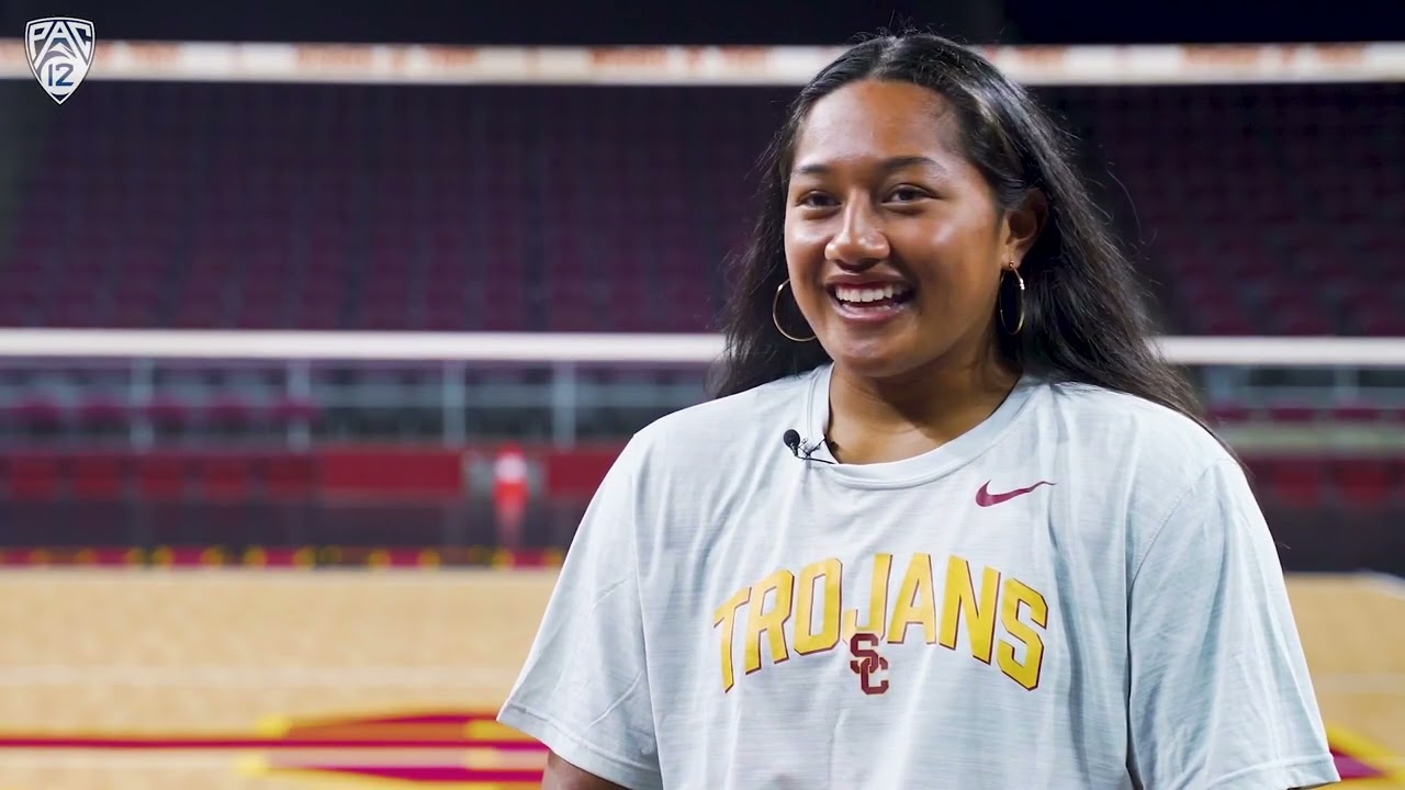 Women's Volleyball: USC Setter Mia Tuaniga