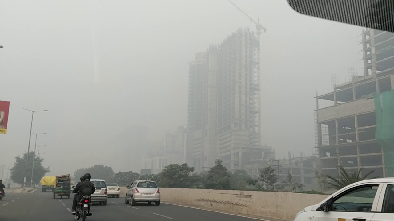 Morning pollution level @ Greater Noida AQI 500