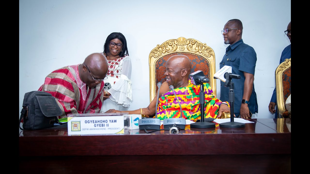 Chieftaincy Minister’s first meeting with Nananom at the National House of Chiefs