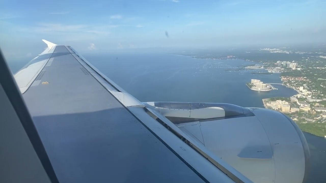 American A319 Landing in Miami (KMIA)