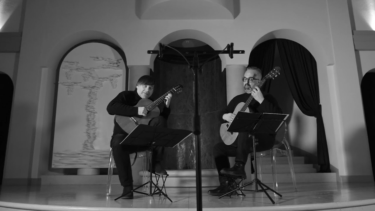 Giacomo Puccini: Crisantemi / performed by Edin Karamazov & Christian Saggese