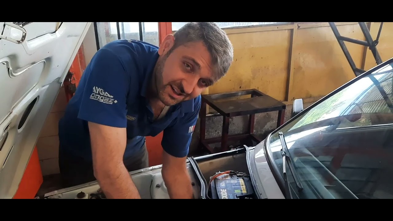 Bir Anda Arac Teklemeye Başladı Ve Firen Pedalı Sertleşti. Renault 9 Brodway Basit Bi Arıza..