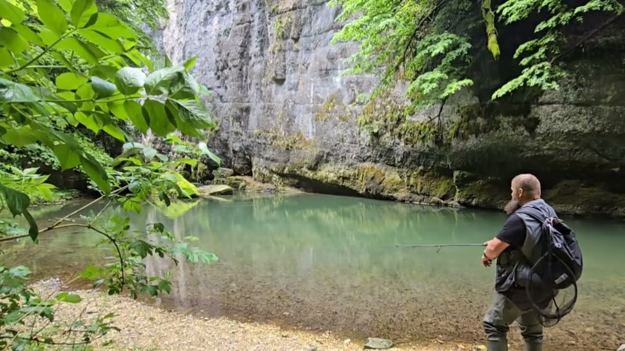 ​UMALO KATASTROFA: Koze me gađale kamenjem dok sam vadio ribu!