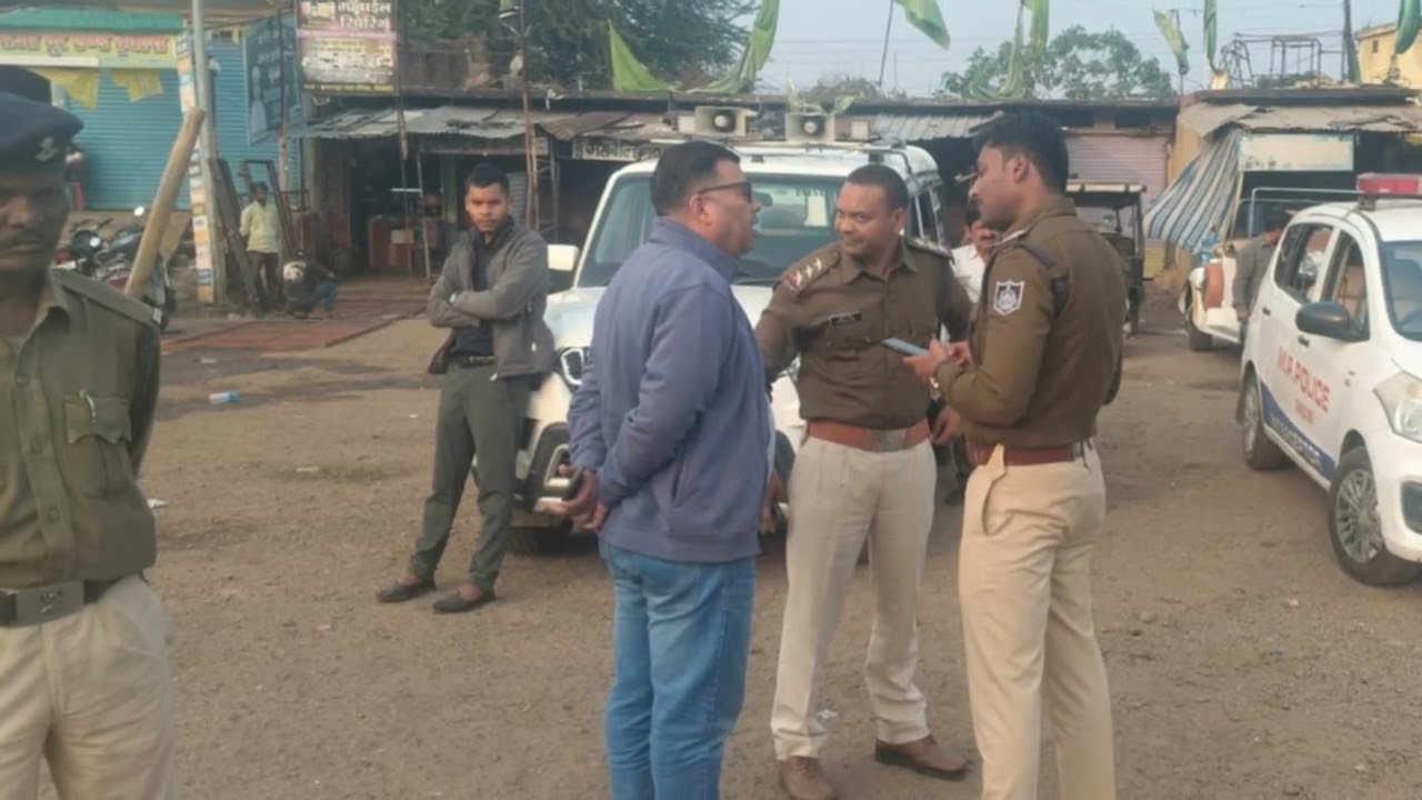 डिंडोरी  ऑटो बसों पर चला सख्ती का डंडा' नियम तोड़ने वालों के खिलाफ ताबड़तोड़ कार्रवाई