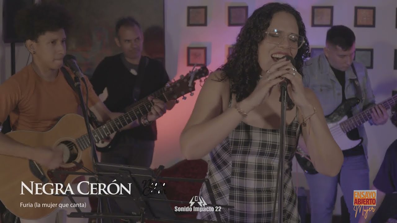 Negra Cerón, Ensayo Abierto, Mujer