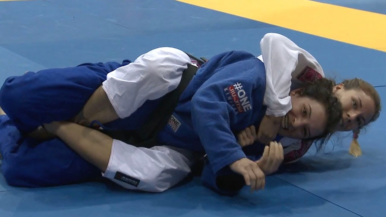 Luiza Monteiro VS Juliana Mendes / Pan Championship 2013