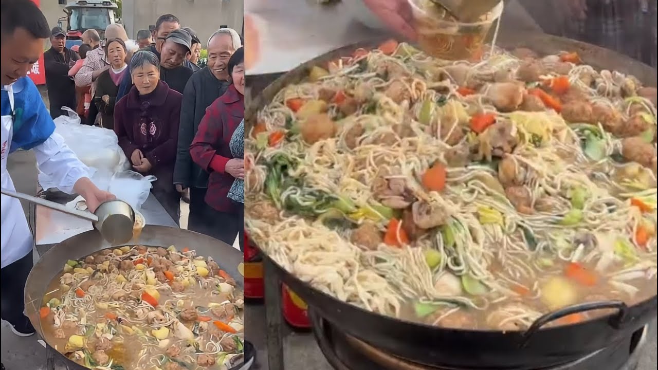 Chinese man👍serves free dinner👍to the elderly💓in rural areas 🙏