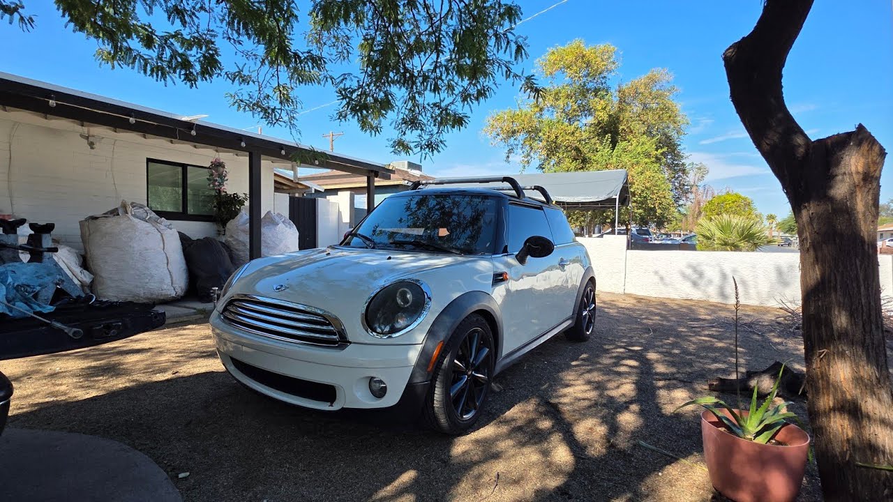 ¹¹ mini Cooper 1.6 pt3 como movers el bumper para cambiar el radiador y la mangera de abajo