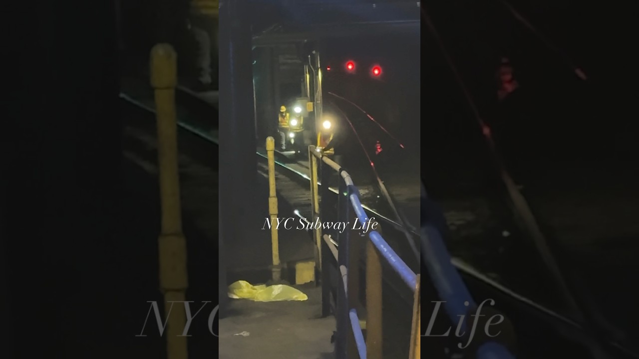 Signals Division 👷🏻&zwj;♂️👷🏻&zwj;♀️👷🏿#NYCSubway #NYC #MTA #NewYorkCitySubway