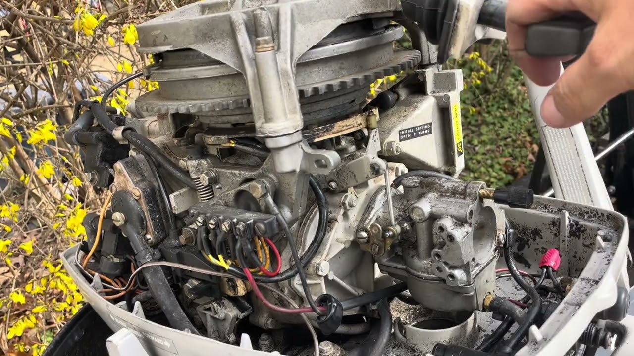 1984 25HP Johnson Outboard HUNT.  300 Miles to Connecticut! WHAT IS WRONG WITH THIS ONE? Part 1
