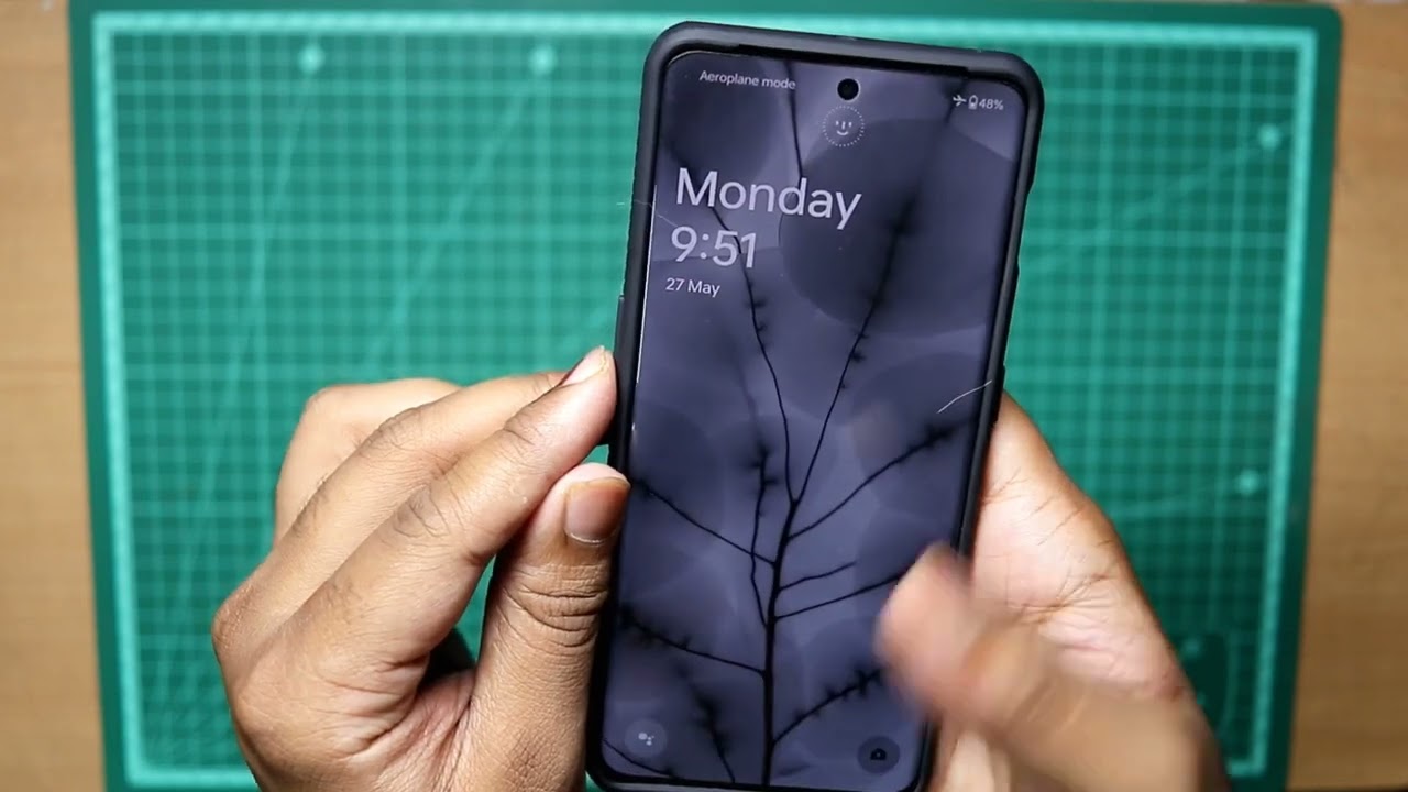 Does Oneplus 11 case fits on Oneplus 11r ?
