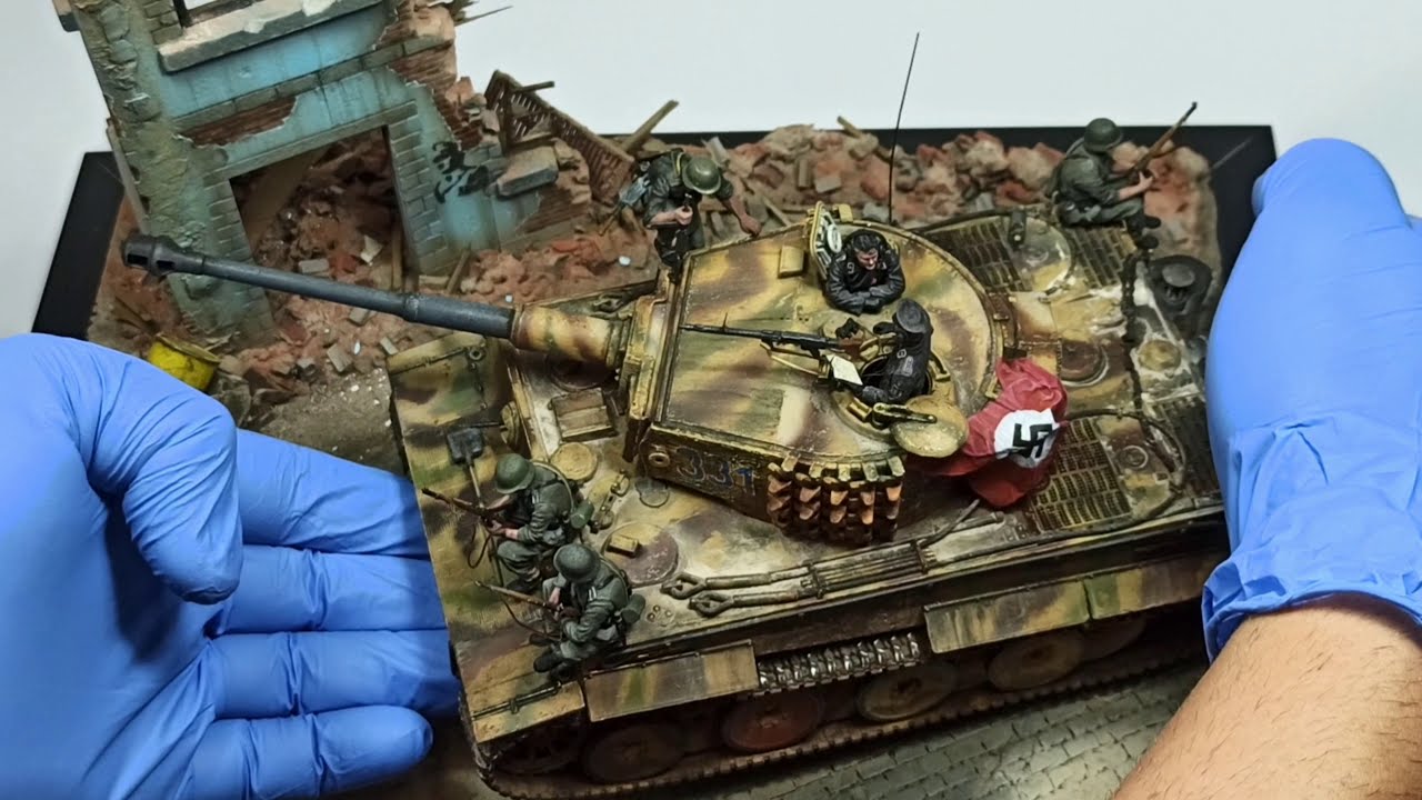 Panzerkampfwagen VI Tiger Academy 1/35 #panzer  #weatheringmodels #diorama