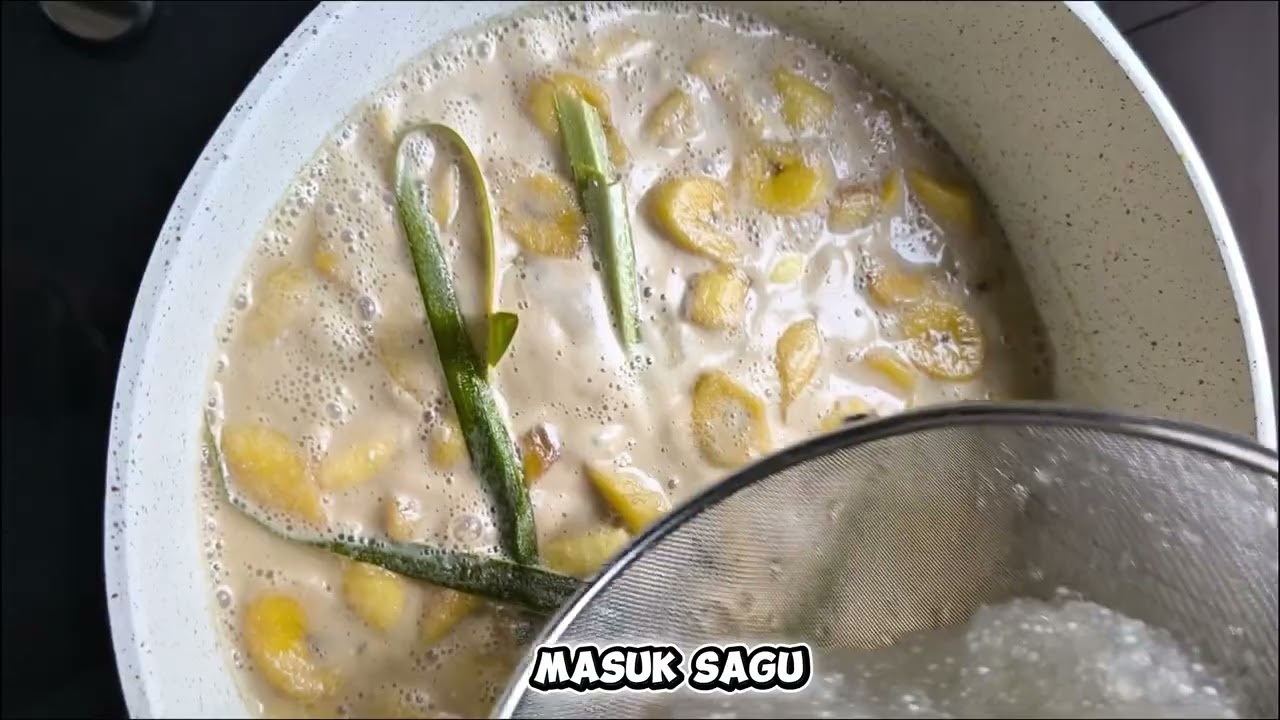 Bubur Sagu Pisang Daun Pandan