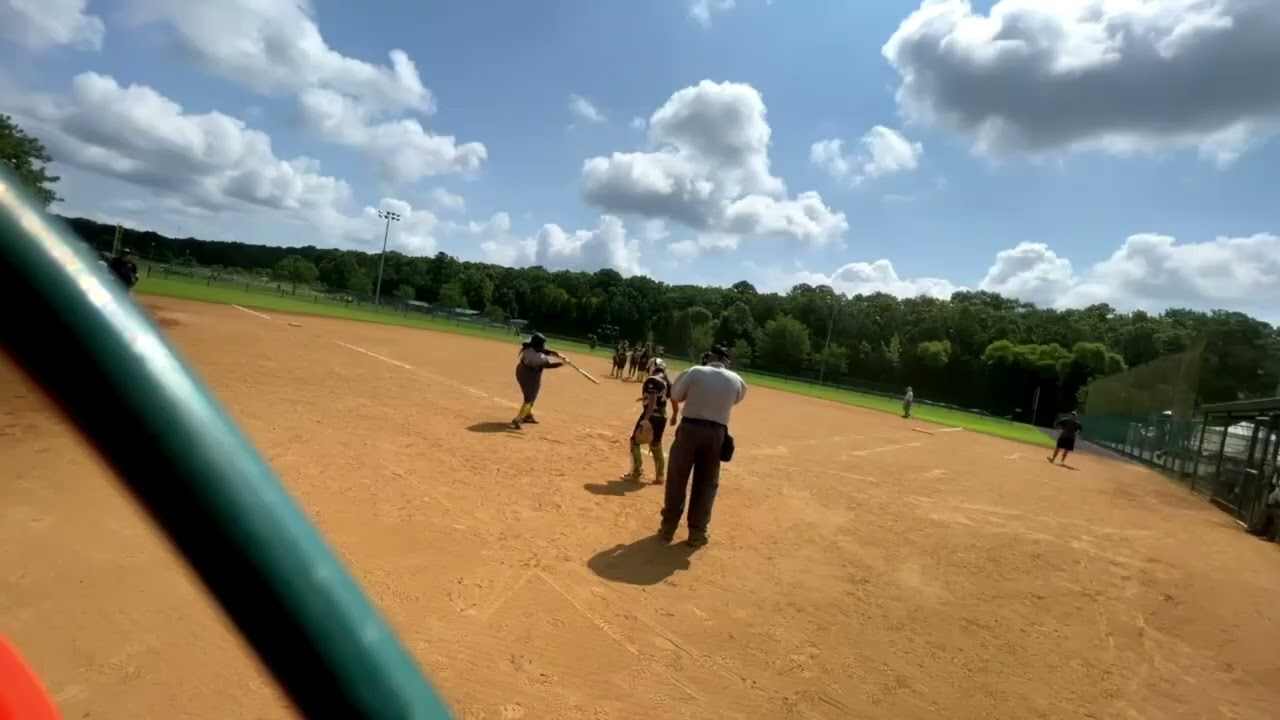 2026 Pitcher/ 3rd baseman- Chloe L. Kimble