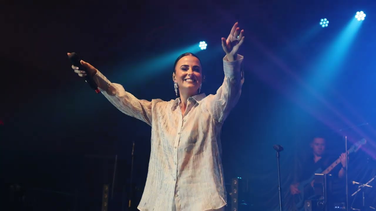 Carter on the Costa 2024 - Lisa McHugh - Applejack - Live