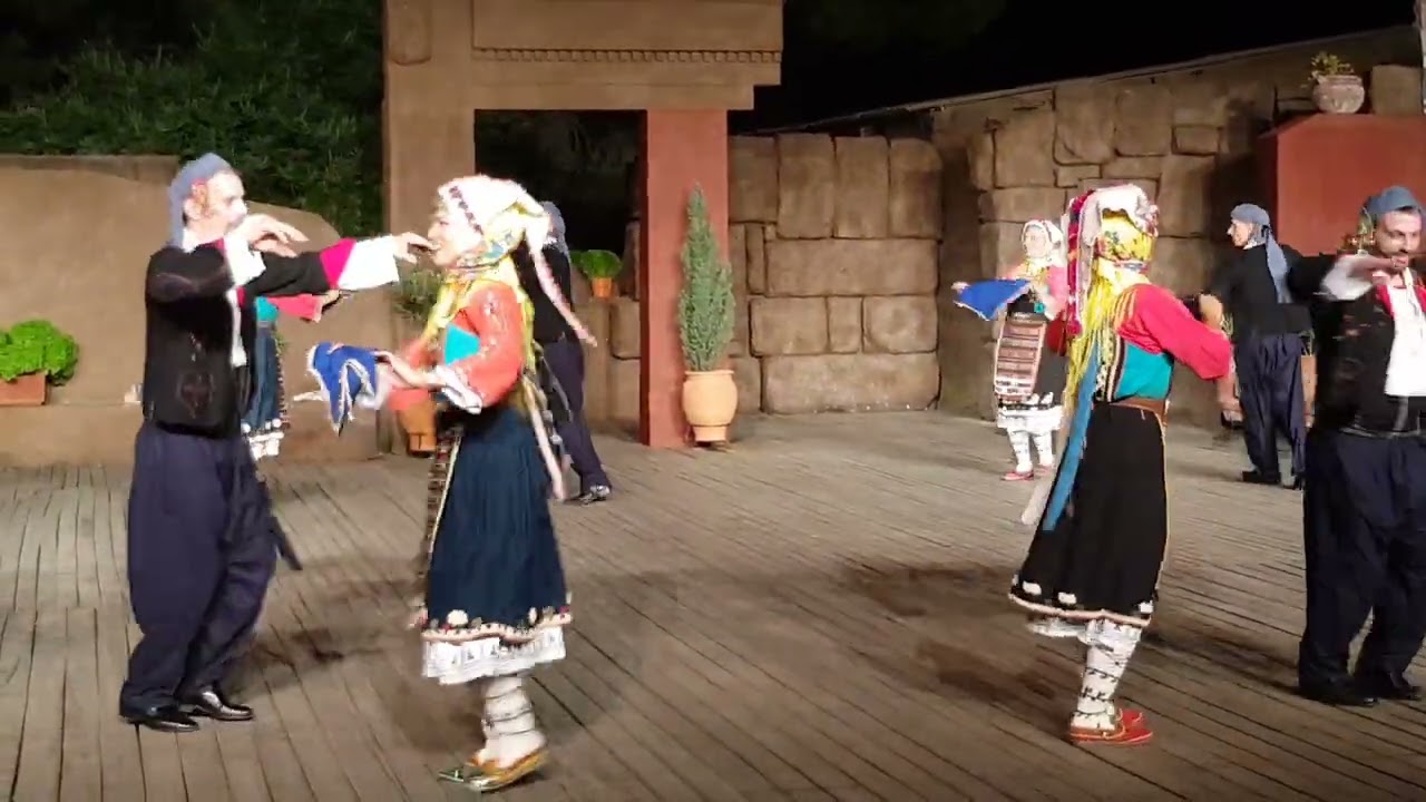 Traditional Greek Folk Dances - A Couple Dance
