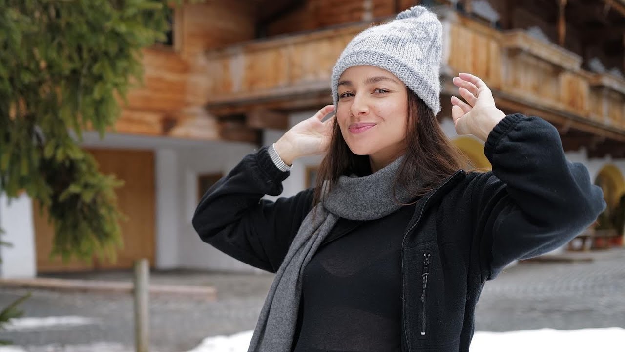 Schon riesiger Babybauch: Janina Uhse erwartet erstes Baby!