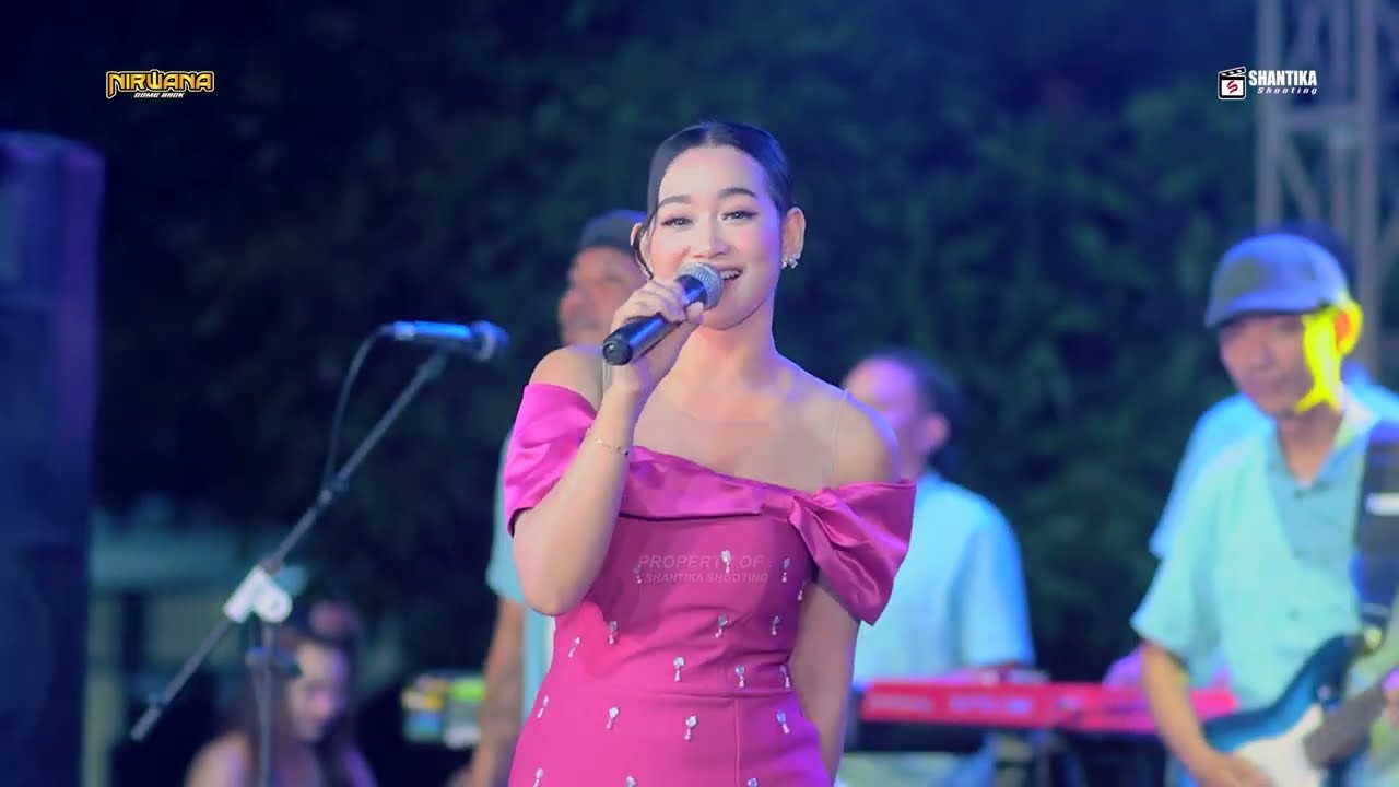 serigala berbulu domba Ria Pamungkas - NIRWANA COMEBACK LIVE HM MUSIC