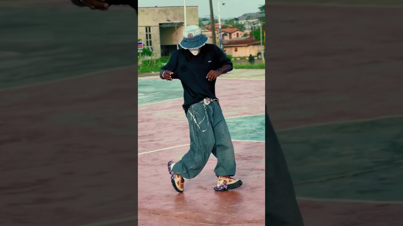 🔥 #cwalk #cwalkdance #cripwalk #hiphopdance #electrobreakers