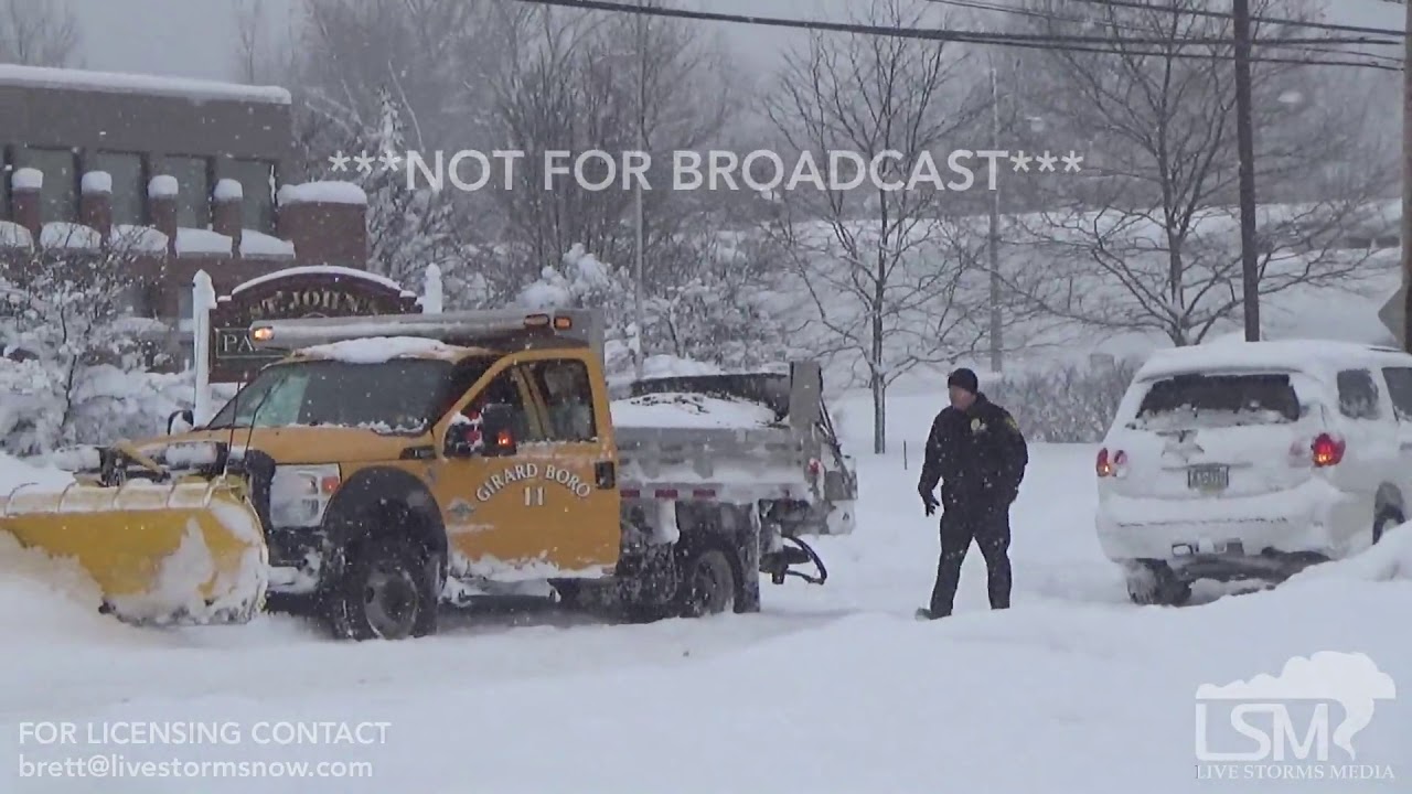 12-26-17 Erie, PA - People digging out after record breaking lake effect event