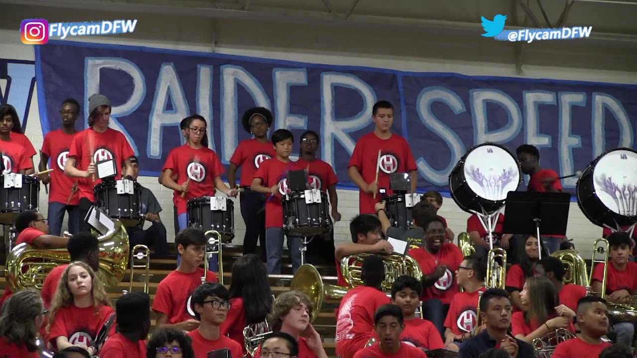 2017 Hurst Junior High School Pizza Feast Performance  (Pep Band performs)