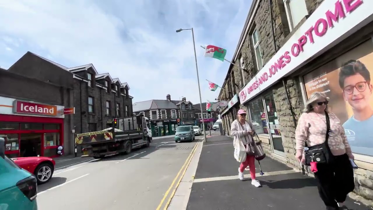Treorchy Rhondda Cynon Taf High street walkaround