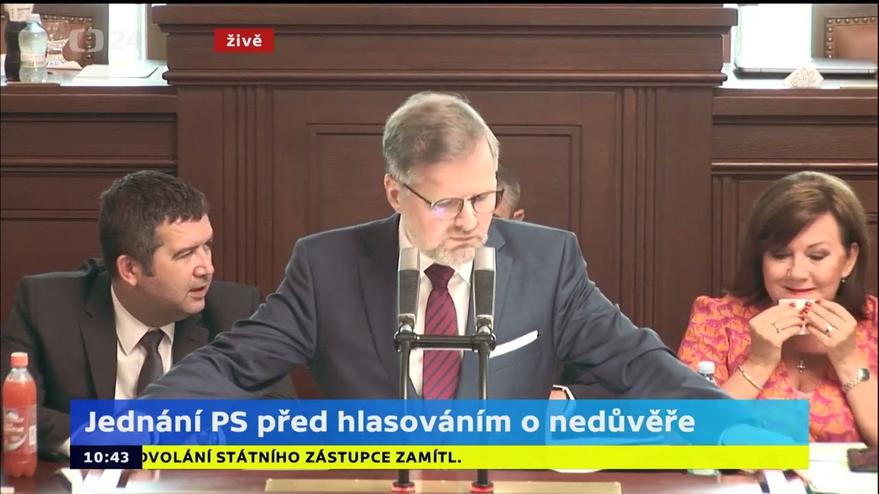 Mimoř&aacute;dn&aacute; schůze Poslaneck&eacute; sněmovny-hlasov&aacute;n&iacute; o nedůvěře vl&aacute;dě-střet z&aacute;jmů Andreje Babi&scaron;e(26.6.2016